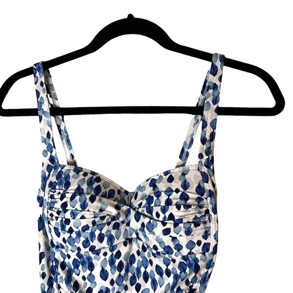 Nip Tuck Blue Petal Plunge Joanne Twist Front Tummy Control One Piece Swimsuit - Picture 5 of 15